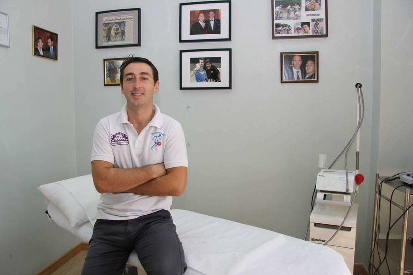 El fisioterapeuta Jon Abrego ha desarrollado una brillante carrera en Dubai. (Marta Pérez) 