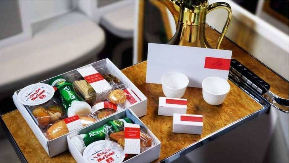 Las cajas del Iftar de la aerolínea Emirates.