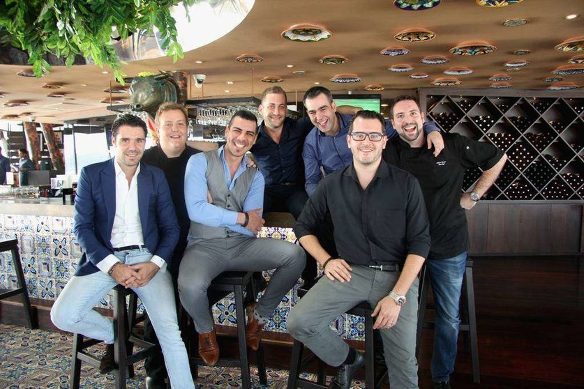 De izquierda a derecha, Borja Vela, Francisco Benedicto, Gastón Fusco, Francisco Valls, Brad Ellis, Marc Ledesma y Miquel Badosa. 