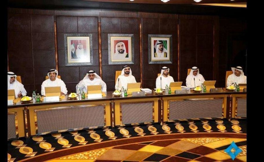 La reunión del Gabinete de EAU celebrada en Abu Dhabi este domingo.