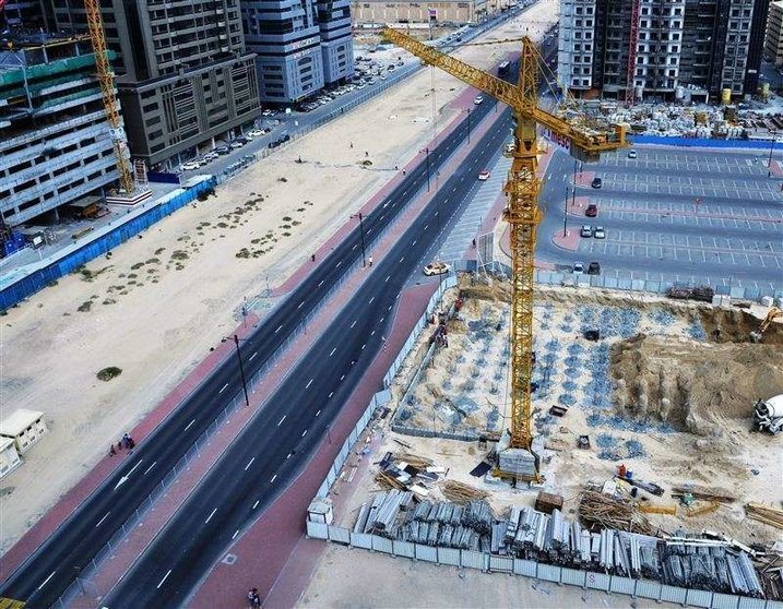 La RTA está completando el proyecto de construcción de carreteras en 16 distritos de Dubai.