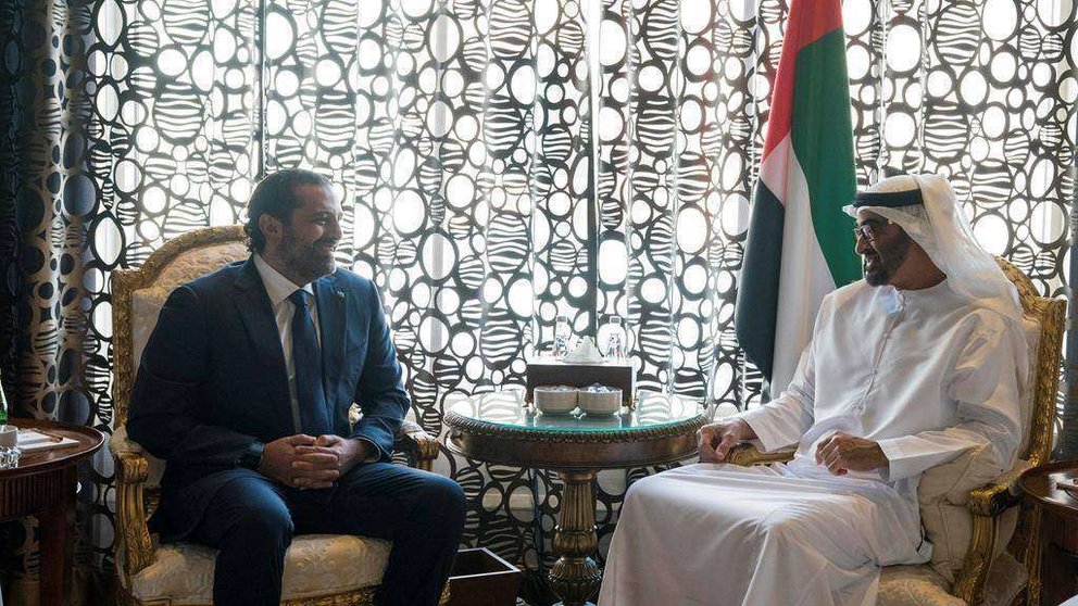 El jeque Mohammed bin Zayed, príncipe heredero de Abu Dhabi y Saad Hariri, el ex primer ministro de Líbano, en el Palacio Al Shati en la capital de EAU.