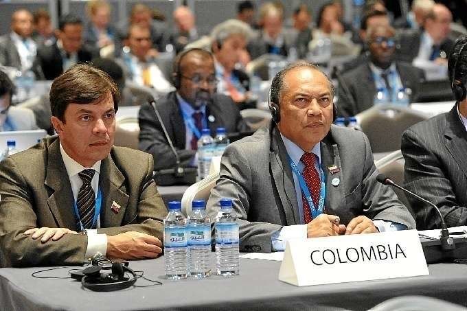 Representantes de Colombia en la Asamblea General de IRENA celebrada en enero de 2014. (EL CORREO)