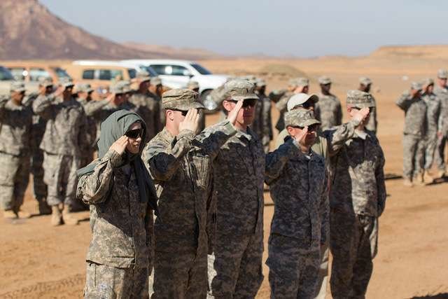 Militares estadounidenses y sauditas en un ejercicio conjunto en Arabia. (New York National Guard)