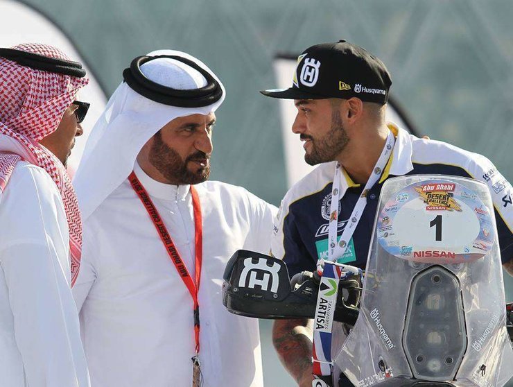 Pablo Quintanilla, en el podio del Abu Dhabi Desert Challenge. (Abu Dhabi Desert Challenge)
