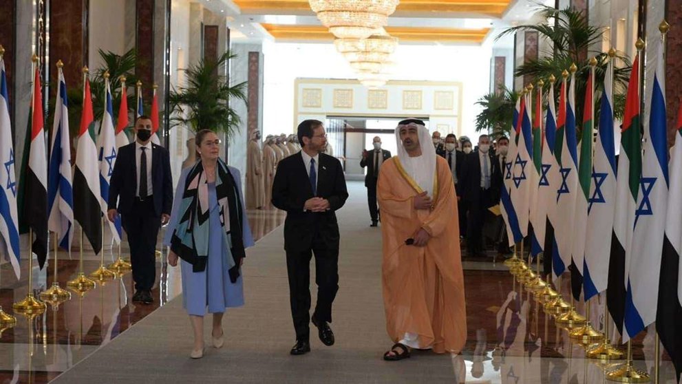 El presidente de Israel en Abu Dhabi. (Twitter)