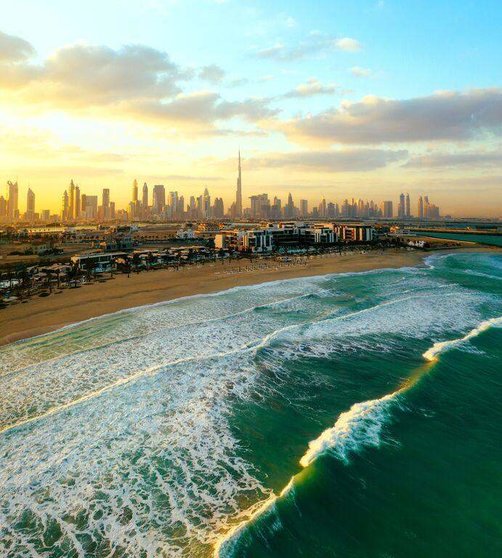 Una imagen de Dubai desde la costa del Golfo Arábigo. (Cedida)