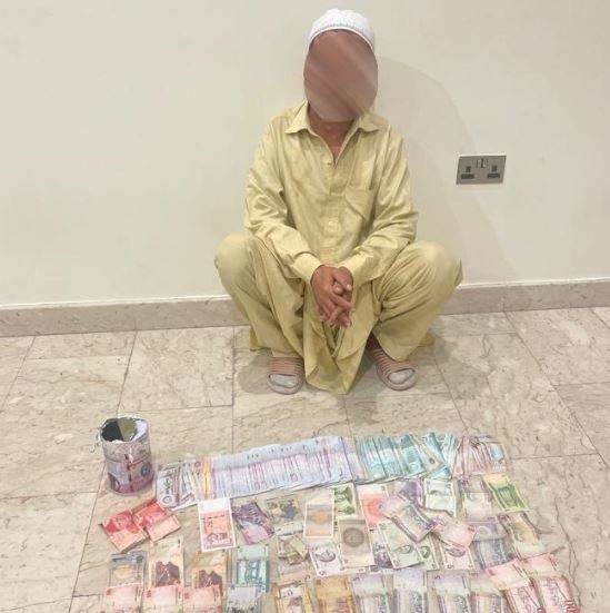 Uno de los mendigos detenido por la Policía de Dubai. (X)