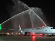Avi&oacute;n de Air Canada aterriza en 2015 en Dubai por primera vez en la historia. (Fuente externa)