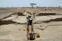 Zona del 'falaj' en la que se inicia la red secundaria de canalizaciones en Sharjah. (EL CORREO)