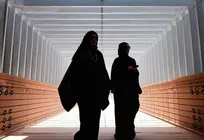 A modo ilustrativo, dos empresarias emirat&iacute;es. (Fuente externa)