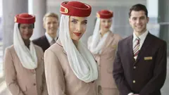 Tripulantes de cabina de la aerol&iacute;nea de Dubai Emirates. (WAM)