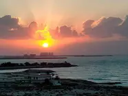 Puesta de sol en Emiratos &Aacute;rabes. (Richard Ramos)