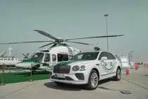 policía de Dubai coche