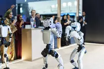 Robots en la Cumbre BRIDGE 2025. (WAM)