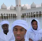 En primer t&eacute;rmino el fustbolista del Barcelona en Abu Dhabi. (Instagram)