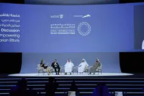 Mesa redonda titulada "Desde el Coraz&oacute;n de Dubai: Empoderando Vidas a trav&eacute;s de Esfuerzos Humanitarios". (WAM)