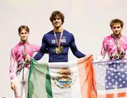 El paracaidista mexicano en el podio de Abu Dhabi. (Instagram)