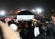 Entierro de la ni&ntilde;a iran&iacute;. (Alrai Media Group/X)