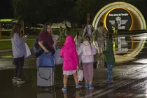 Evacuados de Oriente Medio en un avi&oacute;n del Ej&eacute;rcito del Aire llegan a la base a&eacute;rea de Torrej&oacute;n de Ardoz. (Ministerio De Defensa)