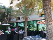 Una terraza de un hotel en Abu Dhabi. (EL CORREO)