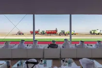 Una imagen de la cuarta cosecha de trigo en Sharjah. (X)