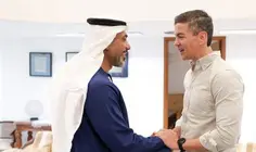 El presidente de Paraguay junto al presidente de la Autoridad de Rendici&oacute;n de Cuentas de EAU. (WAM)