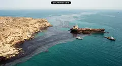 El derrame de petr&oacute;leo en la costa de Om&aacute;n. (X)