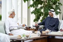 El presidente de EAU junto al sult&aacute;n de Om&aacute;n en Abu Dhabi. (WAM)