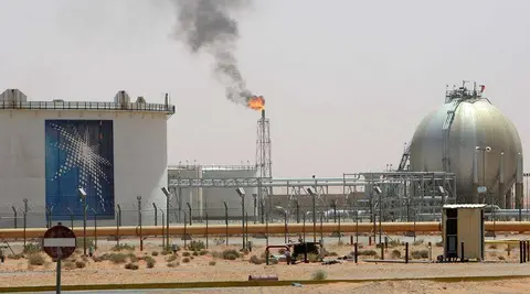 El campo de petr&oacute;leo de Khurais, cerca de Riad, Arabia Saudita.