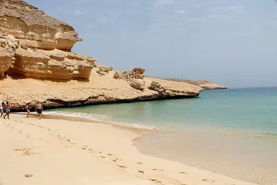 La recóndita e ineaccesible cala de los fósiles en Omán. (Cedida)