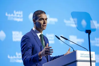 Pedro S&aacute;nchez en la Cumbre Mundial de Gobiernos 2026 en Dubai. (WAM)