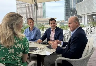 El rey Juan Carlos en Abu Dhabi este s&aacute;bado. (Instagram)