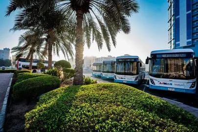 Autobuses en Ajman. (WAM) 