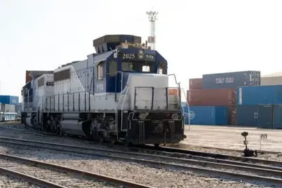 L&iacute;nea ferroviaria de mercanc&iacute;as en Arabia Saud&iacute;. (spa.gov.sa)