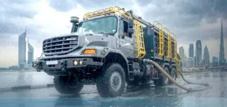 El veh&iacute;culo avanzado para lluvias e inundaciones. (RTA)