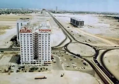 Edificio Toyota en Sheikh Zayed Road de Dub&aacute;i. (X)