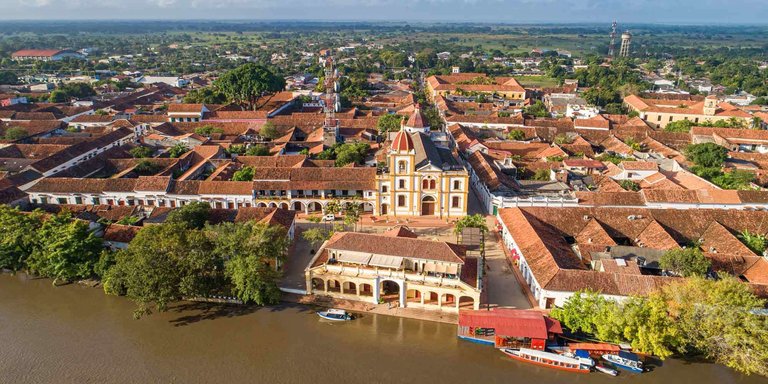 Perspectiva aérea de Mompox, la colombiana Ciudad Valerosa. (Fuente externa)