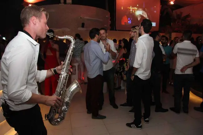 Una imagen de una de las noches con música en vivo en Cielo Sky Lounge (EL CORREO)