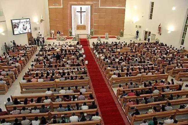 Inauguración de la iglesia de St. Paul en Abu Dhabi.