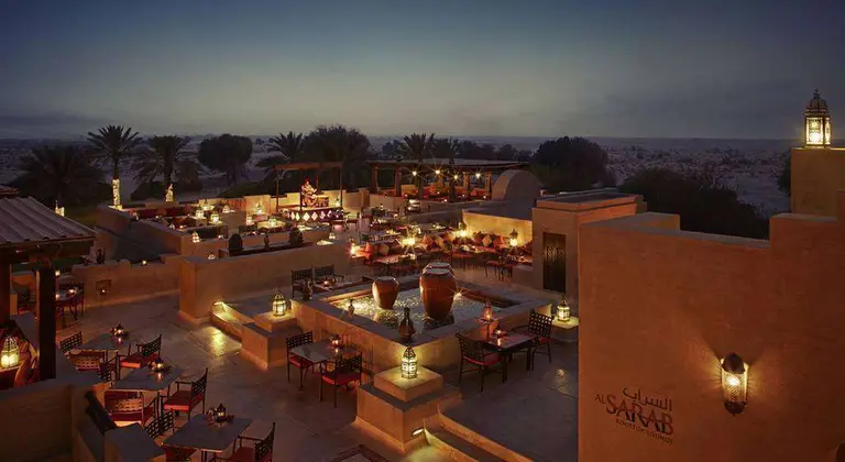 El hotel Bab Al Shams se encuentra en el desierto de Dubai.