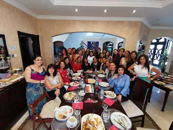 El Club Damas Latinas en su homenaje a Mariela Jägge. (Cedida)