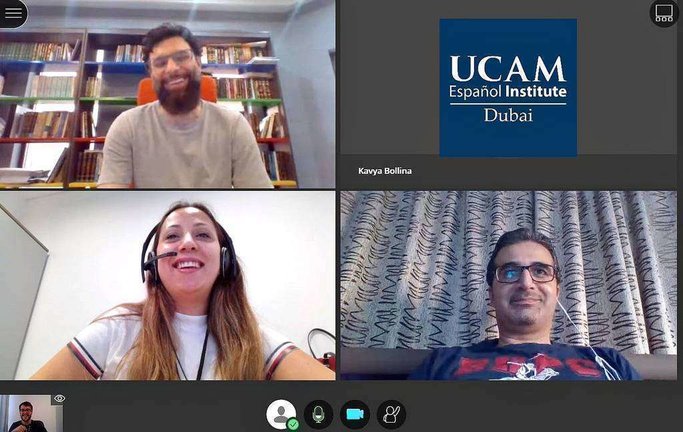 Desarrollo de clases online en UCAM Español Institute en Dubai. (EL CORREO)