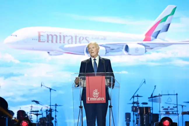 Tim Clark durante la asamblea de la IATA en 2024 en Dubai. (Emirates)