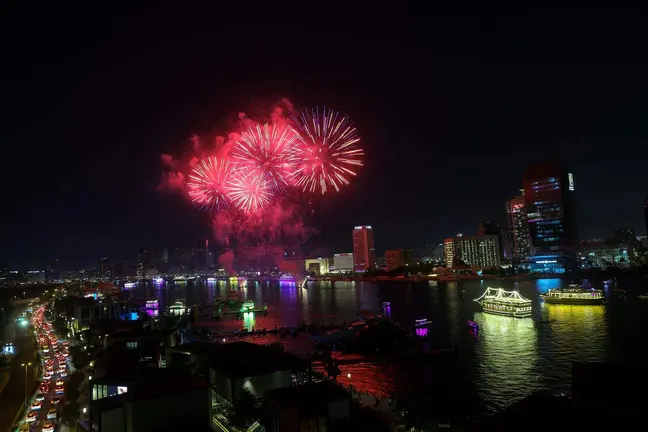 Dubai ha iniciado el Duwali con unas espectaculares celebraciones. (@gulf_news)