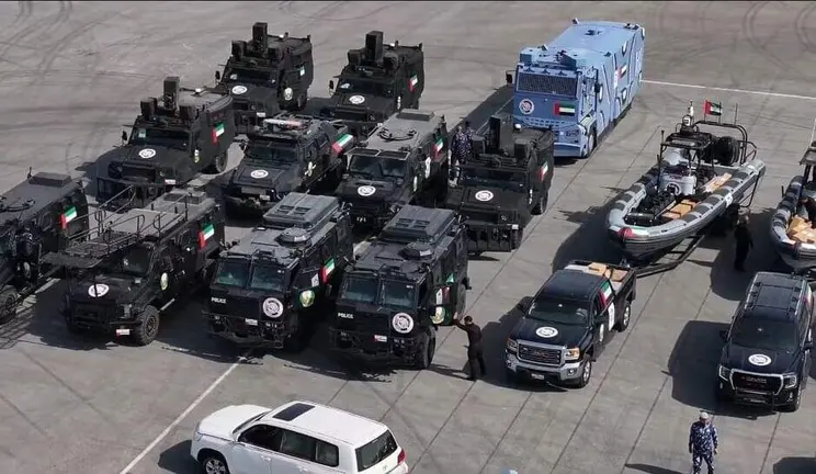 Veh&iacute;culos militares participantes en el ejercicio. (WAM)