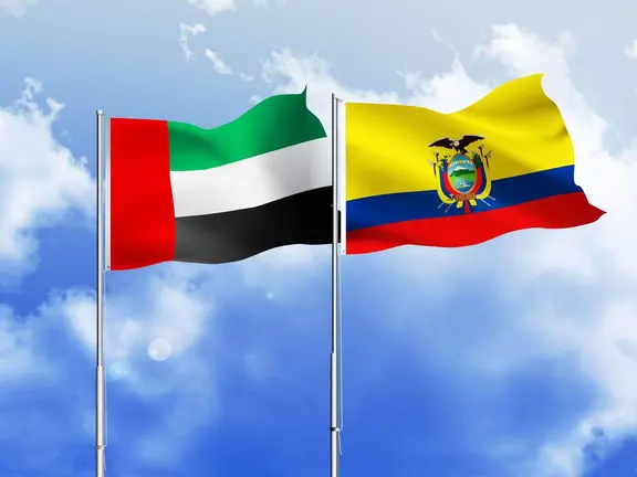 Banderas de Ecuador y EAU. (WAM)