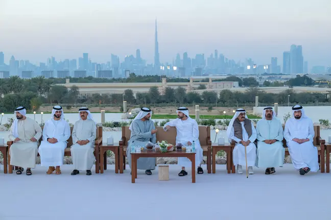 Un momento del iftar organizado por el jeque Hamdan. (X)
