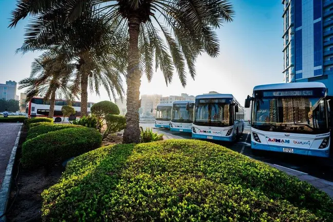 Autobuses en Ajman. (WAM) 
