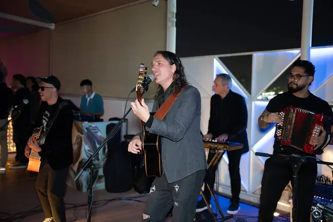 La Deira Band en uno de sus conciertos. (Cedida)